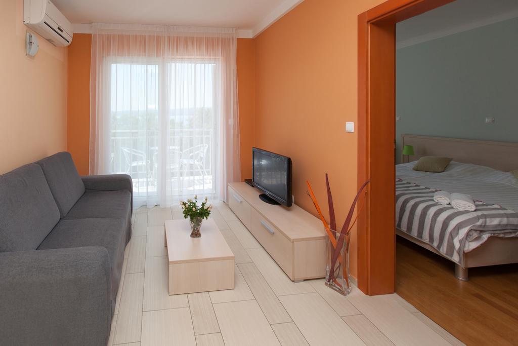 Apartment Ana Selce Exterior photo
